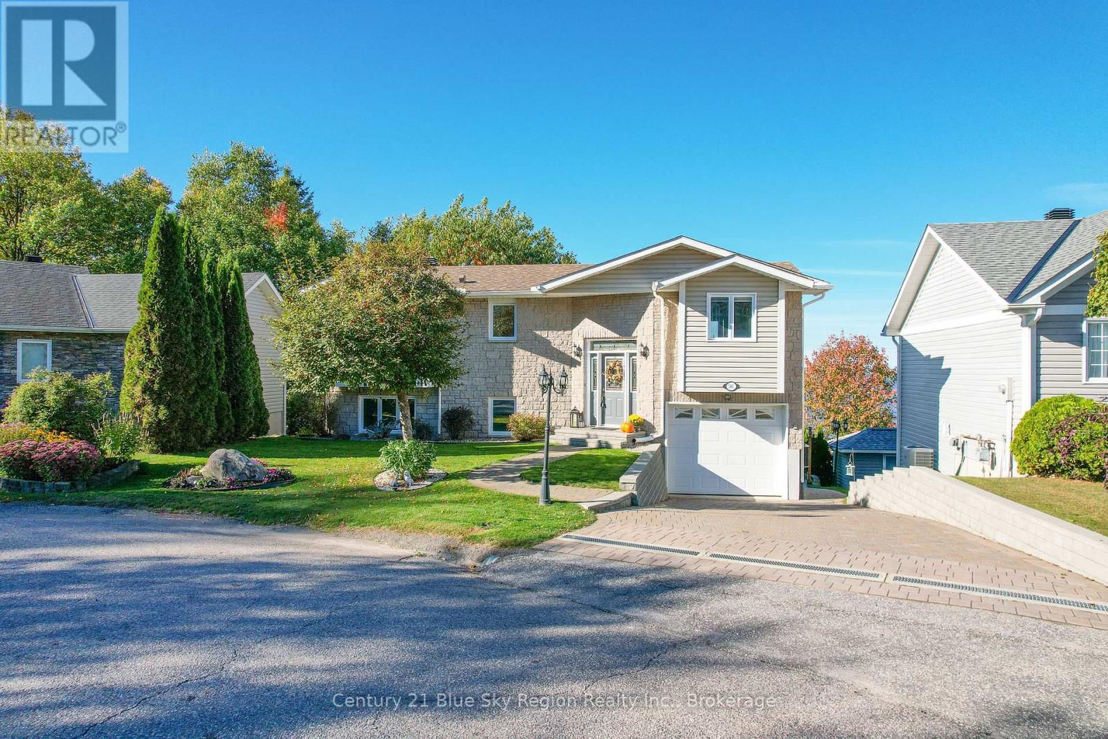 181 Pleasantview Pl, Callander, ON P0H 1H0