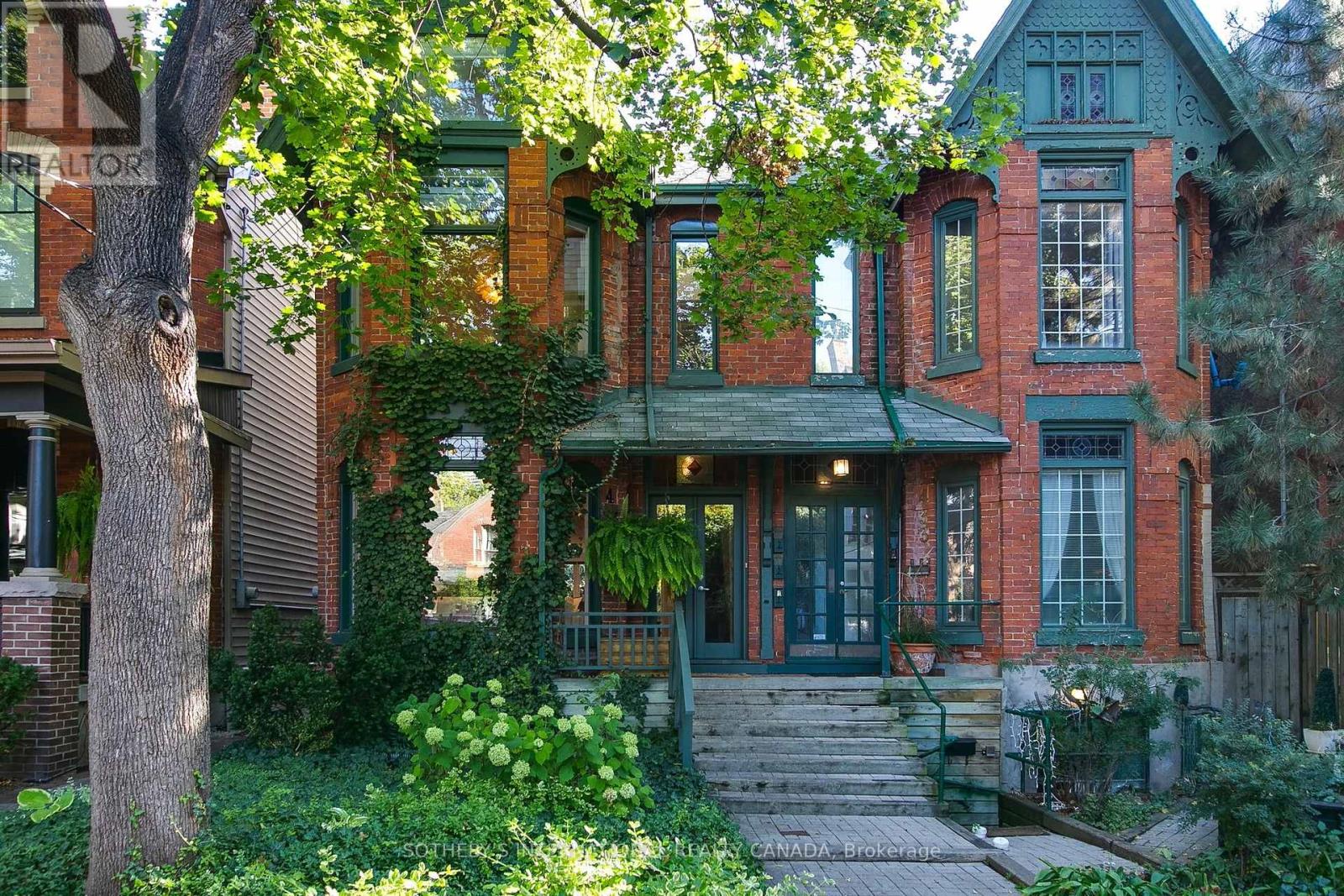 435 Ontario St, Toronto, ON M5A 2V9