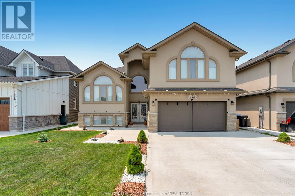 123 Summer St, Belle River, ON N8L 0G8
