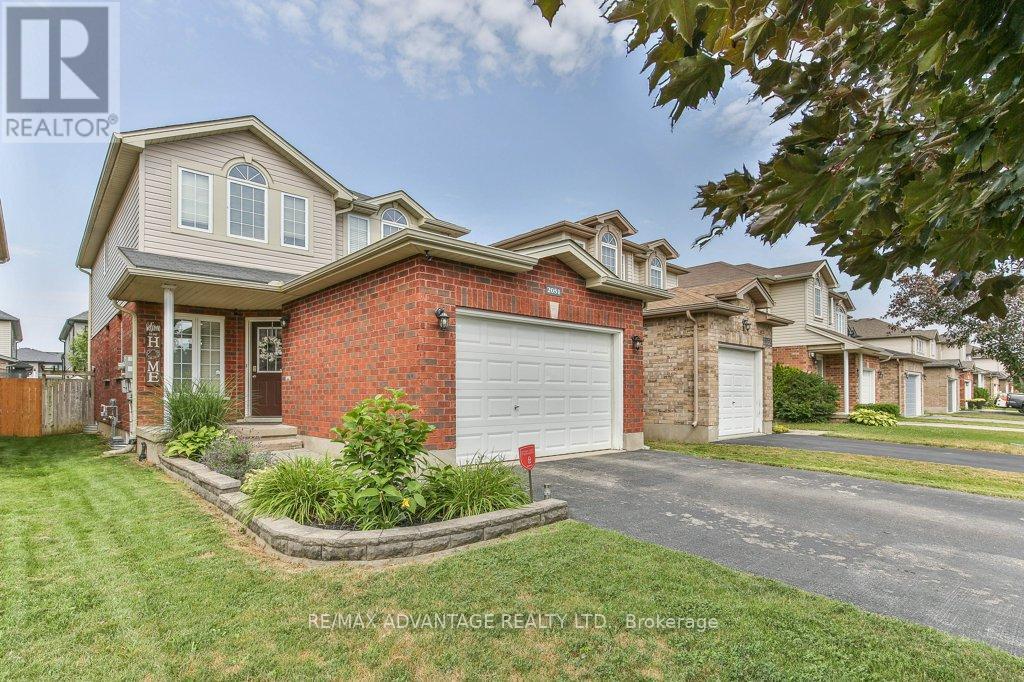 2051 Foxwood Ave, London, ON N6G 0C4