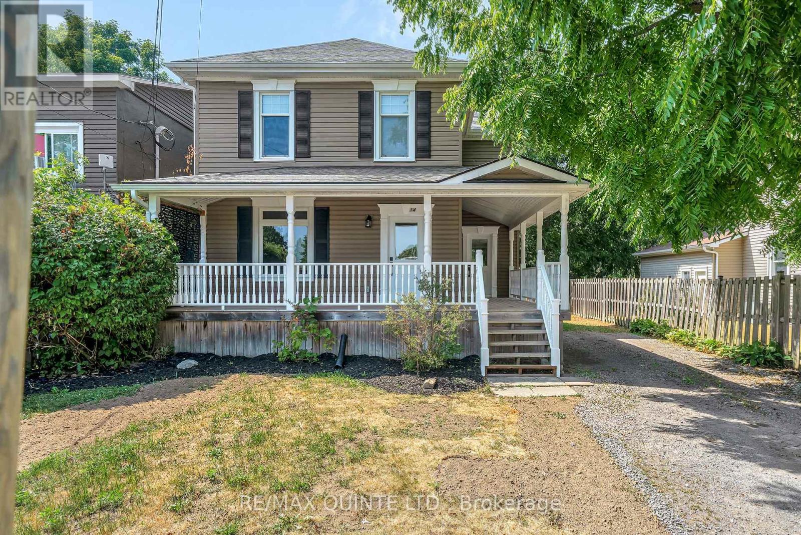 14 Elm St, Prince Edward County Picton, ON K0K 2T0