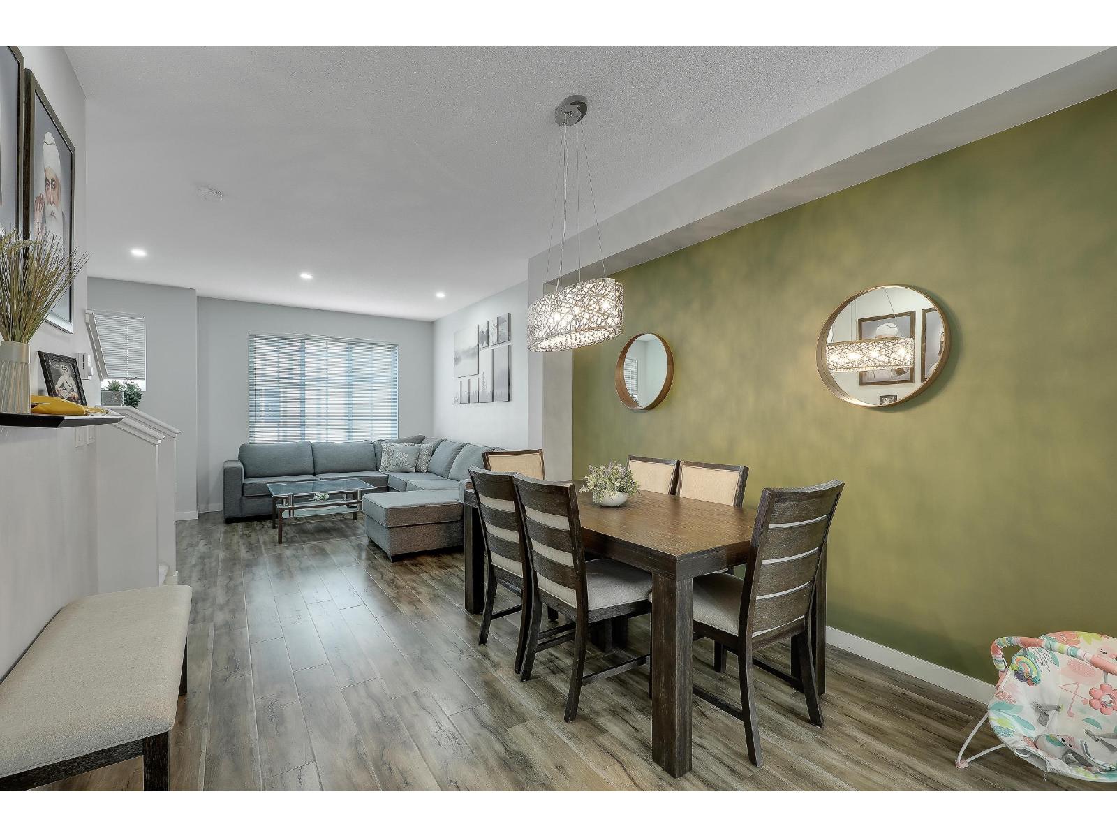 30989 Westridge Place Unit 95, Abbotsford, BC V2T 0E7