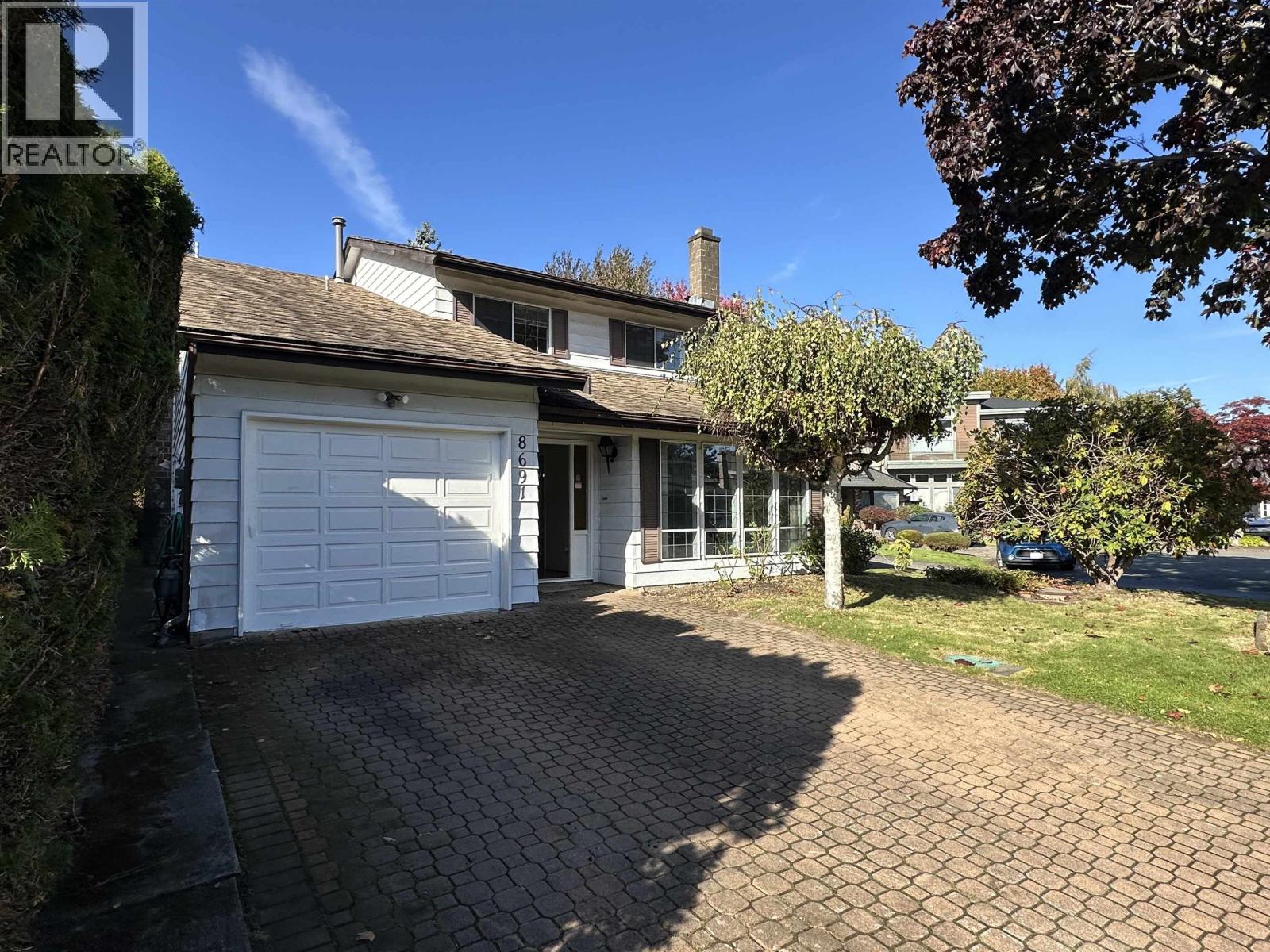 8691 Doulton Pl, Richmond, BC V7C 5A3