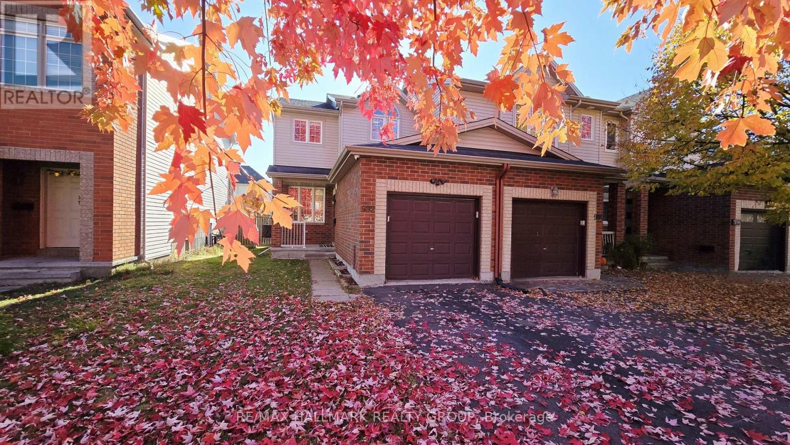 992 Klondike Rd, Ottawa, ON K2K 0C3