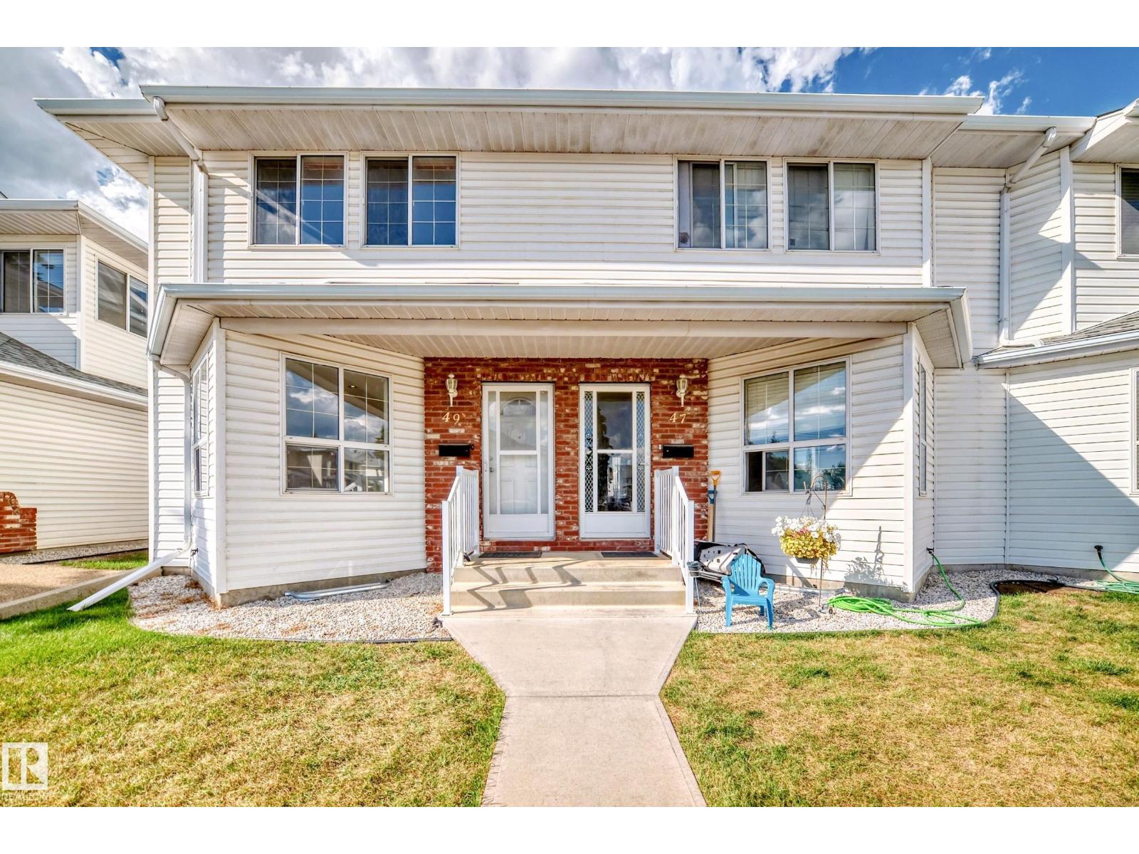 1033 Youville Drive West Northwest #49, Edmonton, AB T6L 6V9