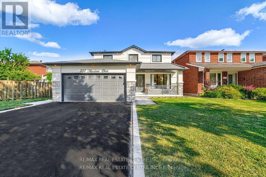 550 Meadows Blvd, Mississauga, ON L4Z 1G6