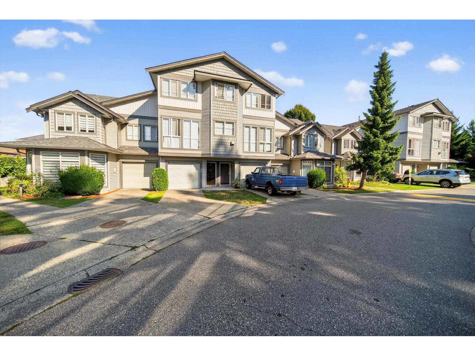 7250 144 Street Unit 30, Surrey, BC V3W 1L7