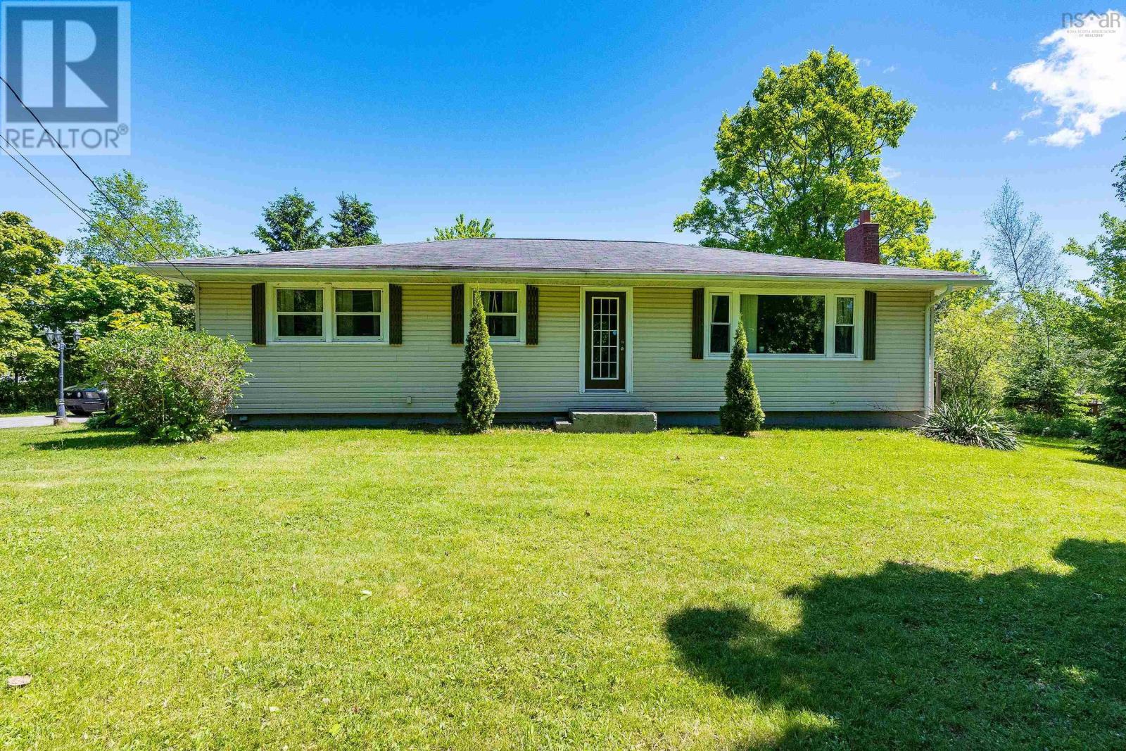 9806 Highway 1, Paradise, NS B0S 1C0 MLS 202412129 Houseful