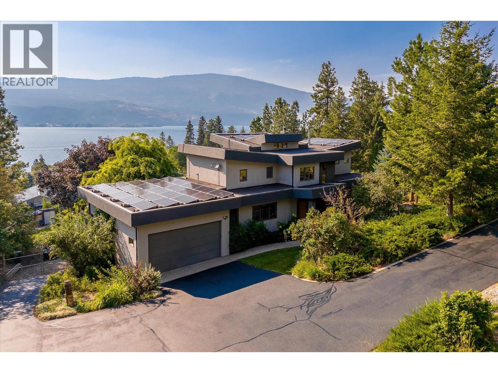 16550 Carbonneau Rd, Lake Country, BC V4V 1B3
