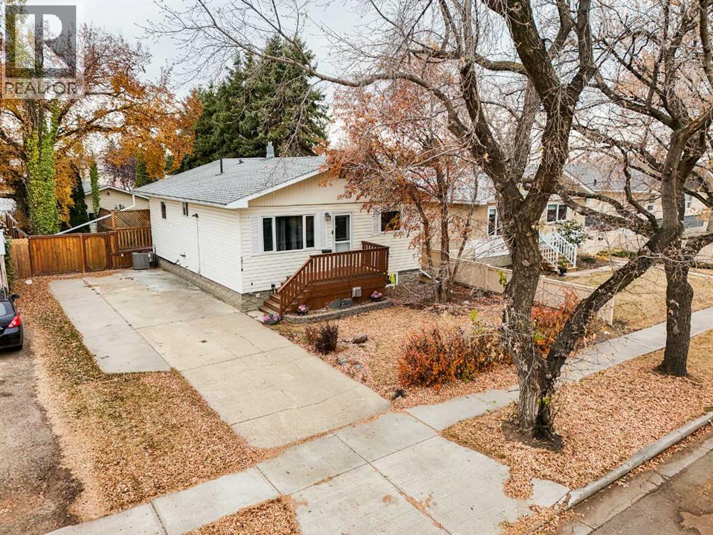 45 Street Unit 5218, Camrose, AB T4V 1E9