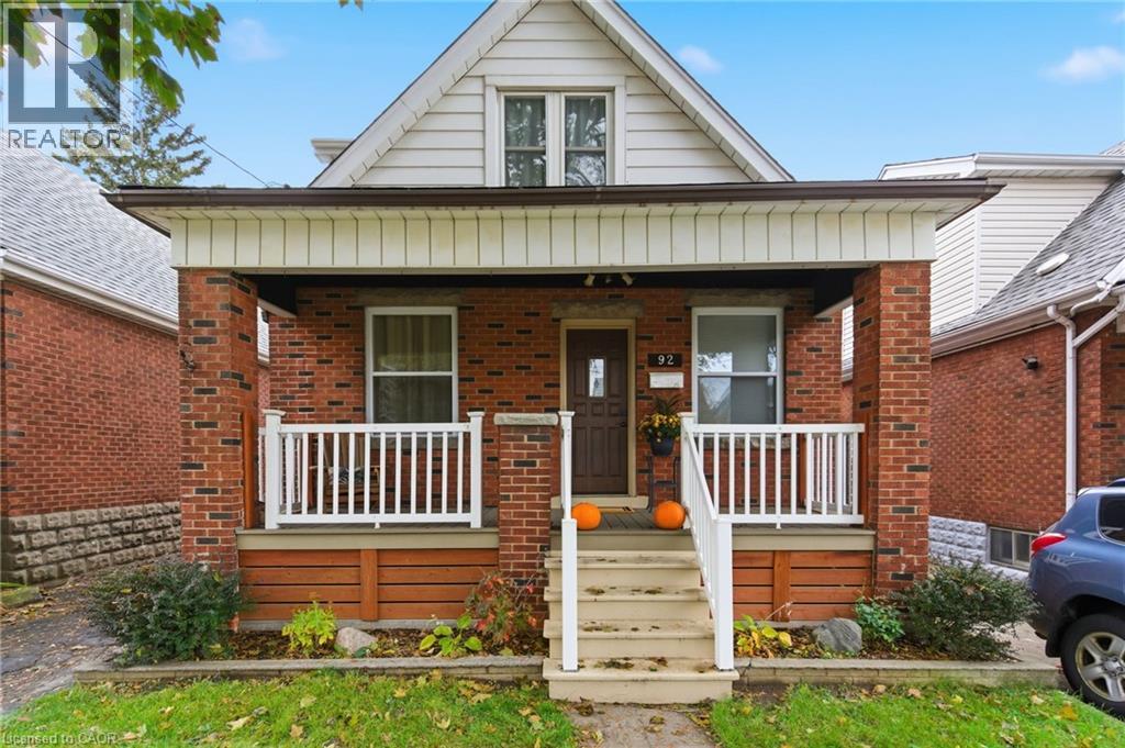 92 Huxley Ave S, Hamilton, ON L8K 2P8