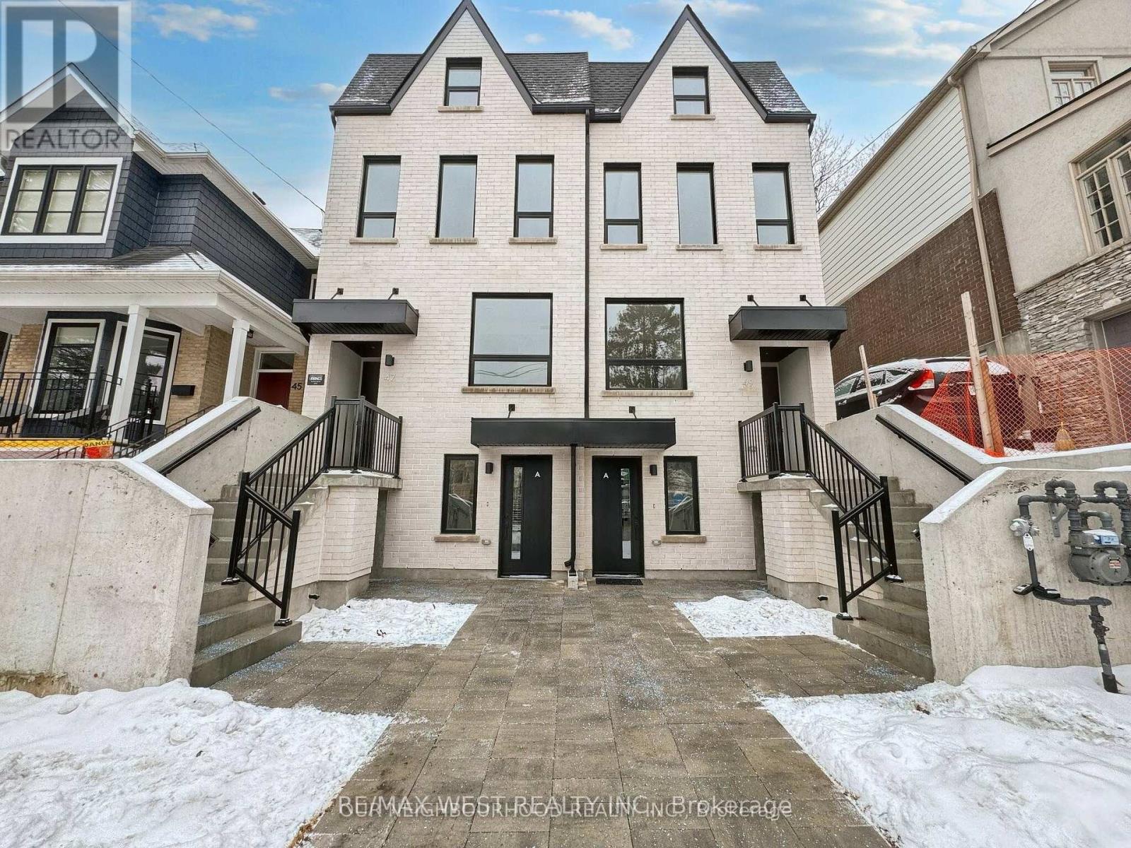 49 Morningside Ave, Toronto, ON M6S 1C6