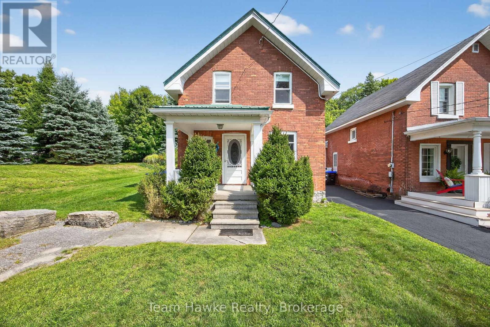 343 Fifth St E, Midland, ON L4R 3W7
