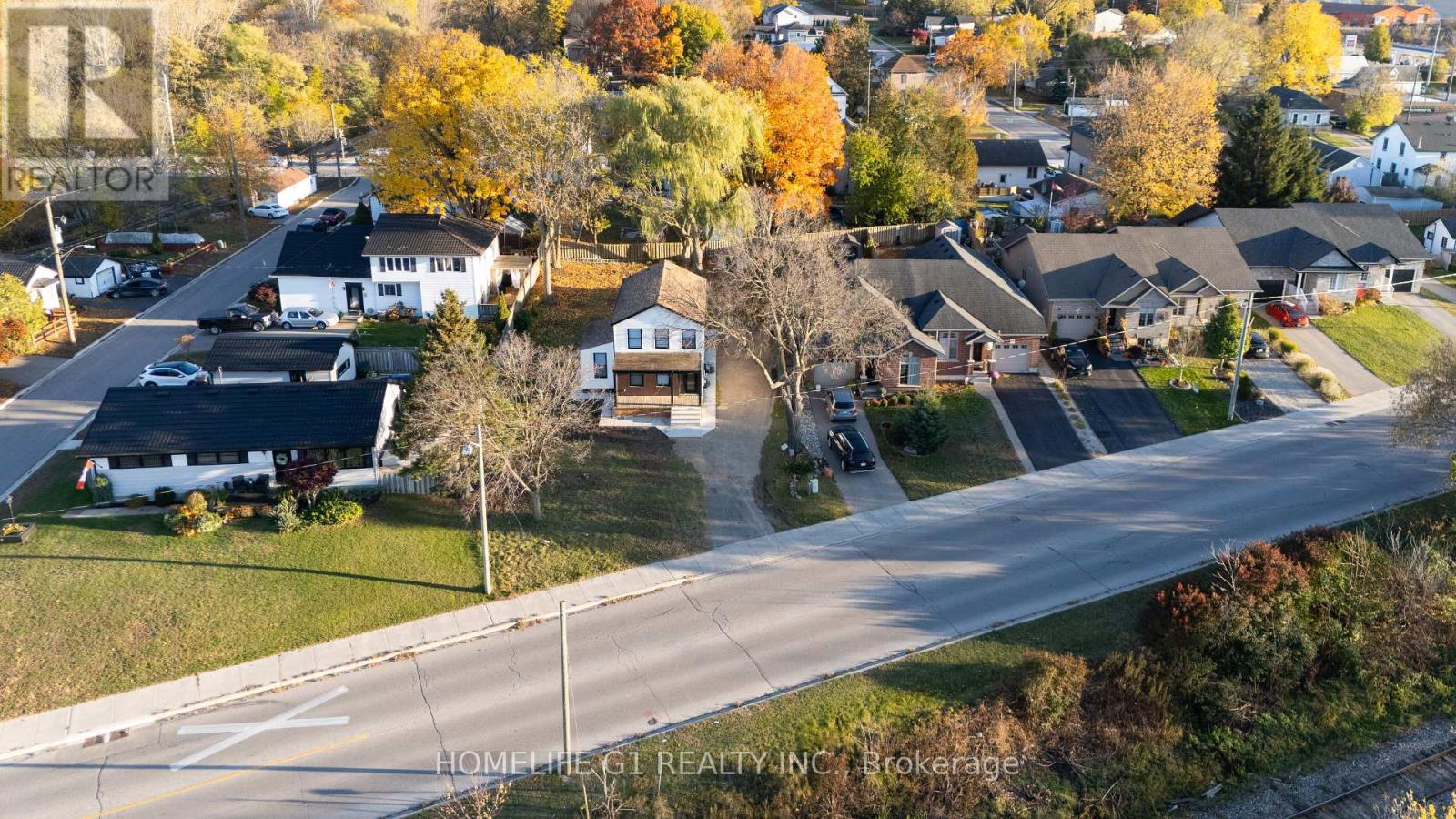 241 Charles St W, Ingersoll, ON N5C 2M5