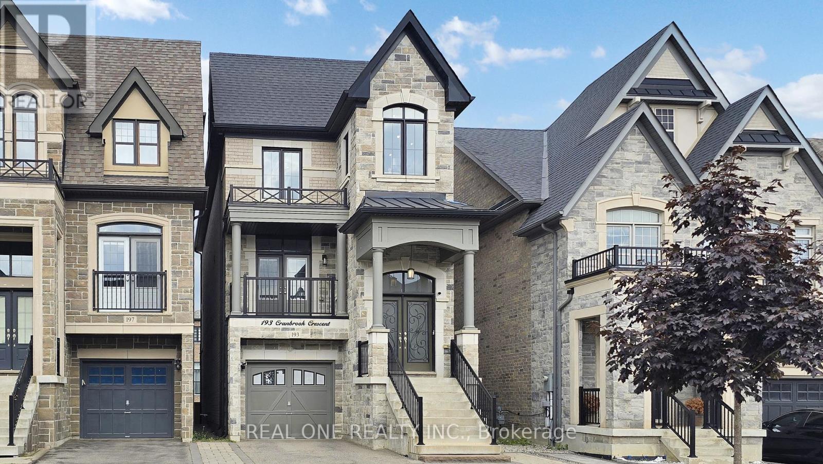 193 Cranbrook Cres, Vaughan, ON L0J 1C0