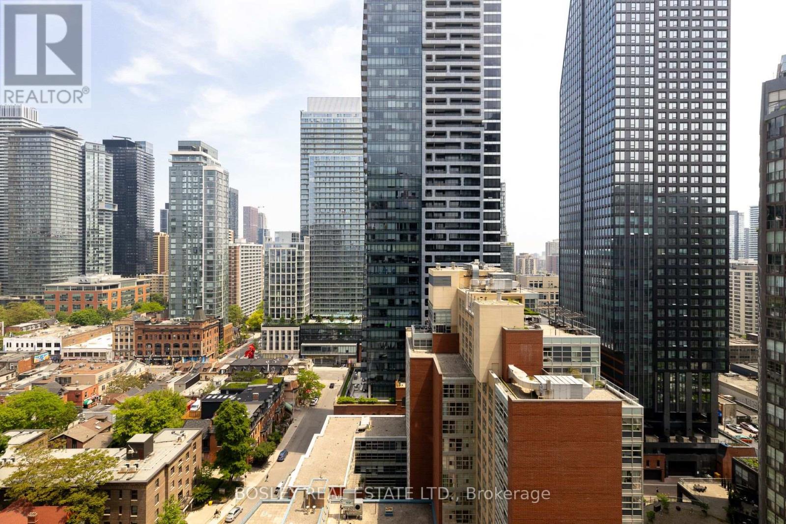 2108 1001 Bay St, Toronto, ON M5S 3A6