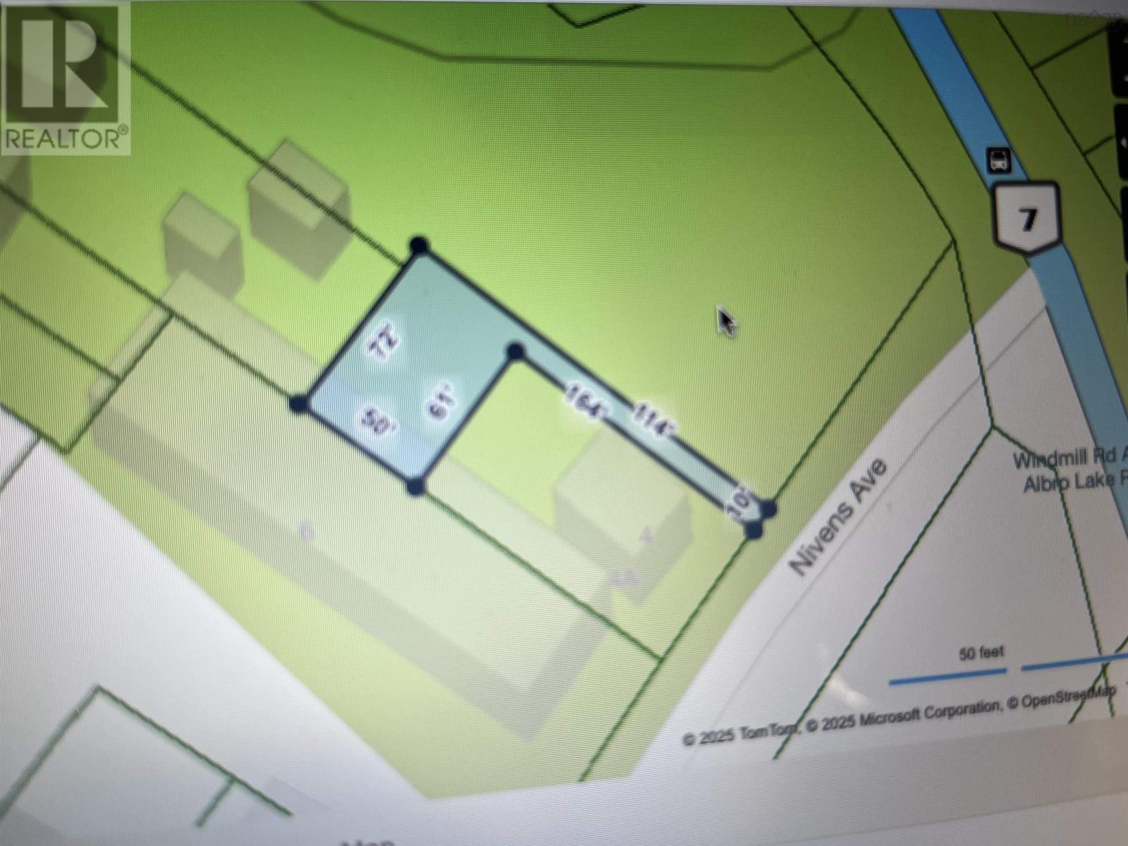 7 Nivens Ave, Dartmouth, NS B3N 4N9