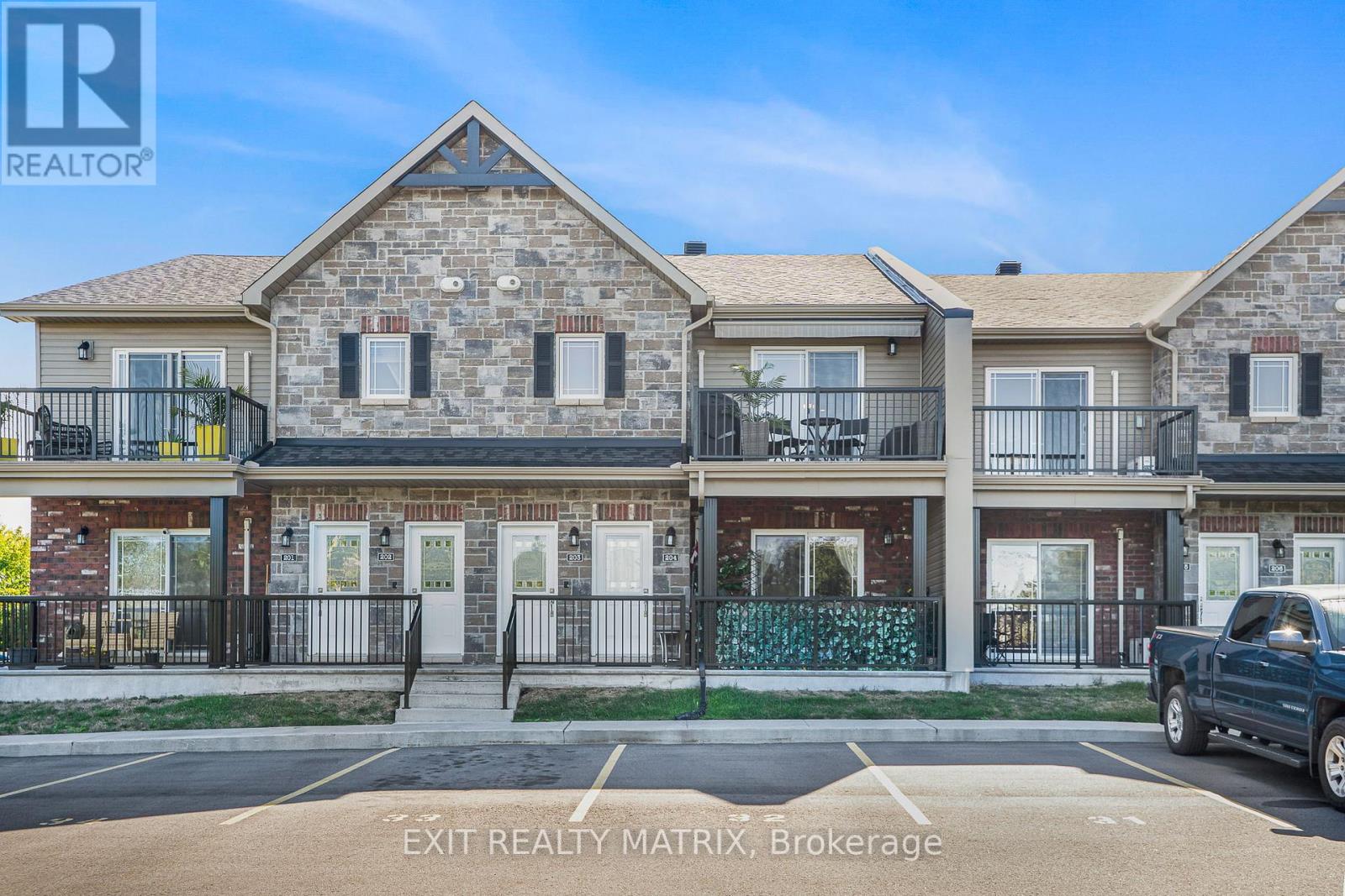 203 225 Spence Ave, Hawkesbury, ON K6A 0B5