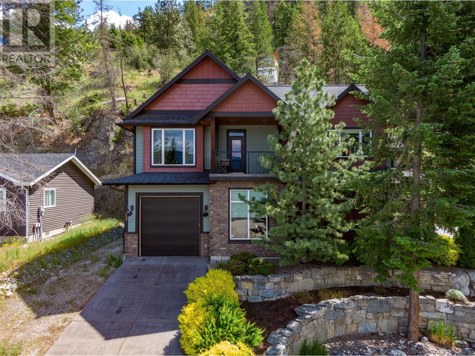 27 Garmisch Rd, Vernon, BC V1H 2K1