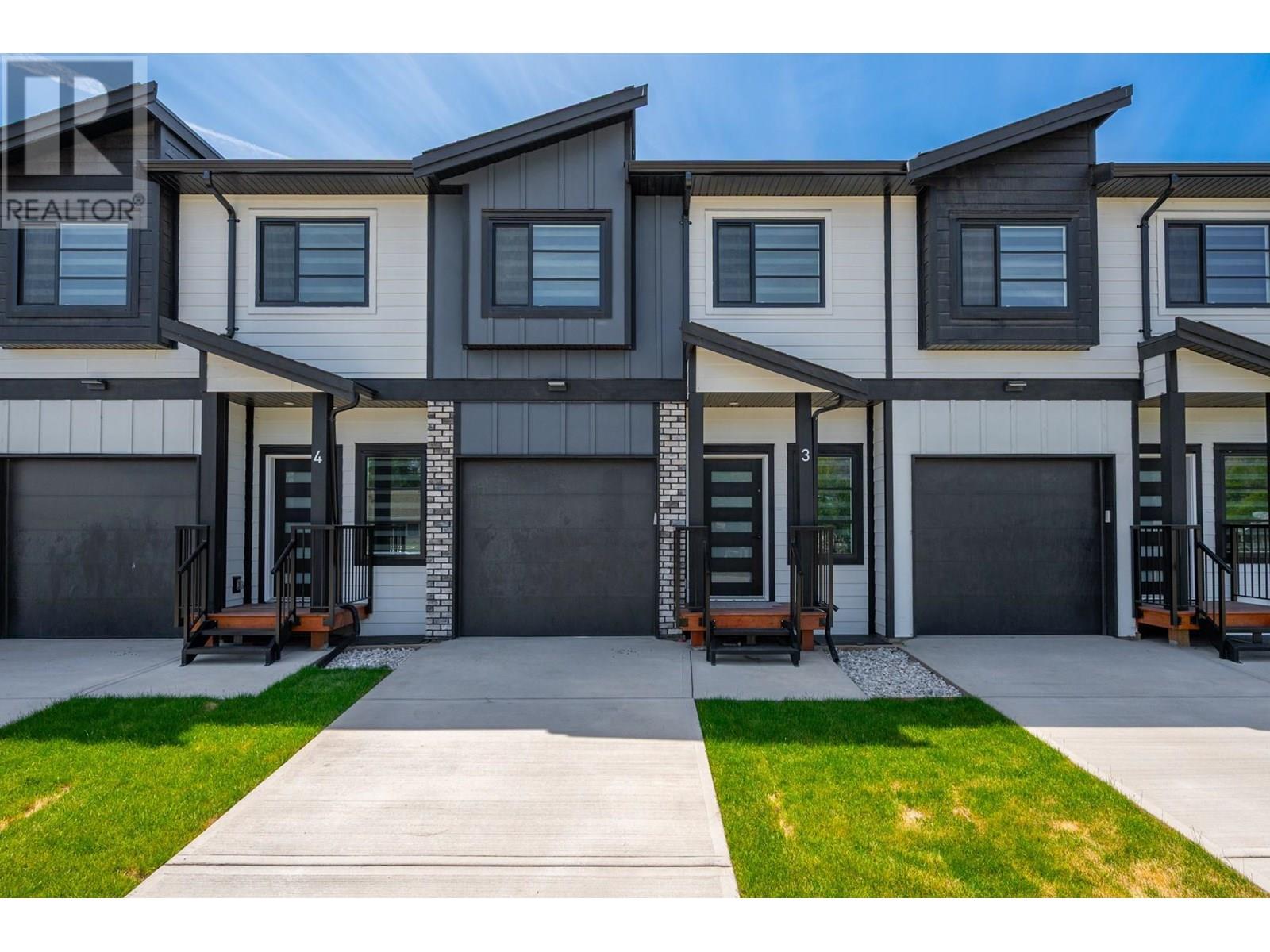 2502 Clapperton Avenue Unit 4, Merritt, BC V1K 1A2