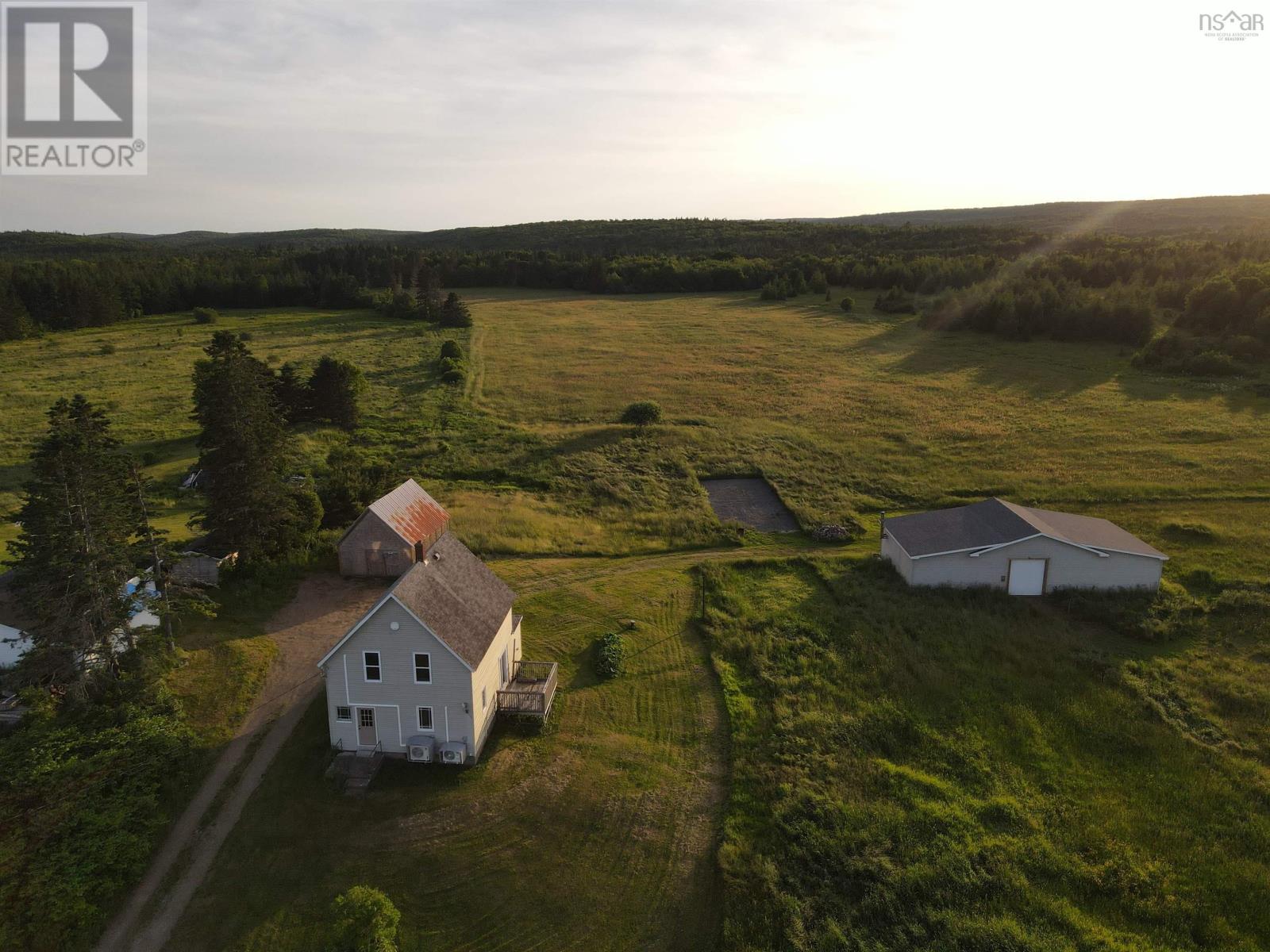746 Intervale Rd, Rock Elm, NS B1K 1S9