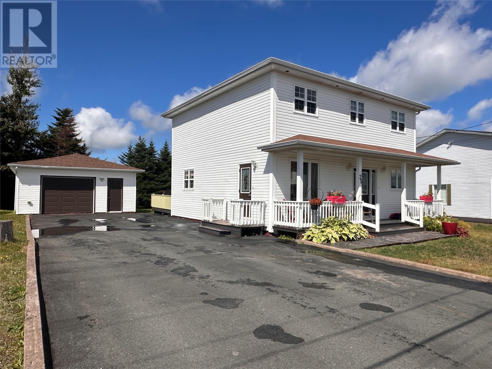 25 Duceys Ln, Marystown, NL A0E 2M0