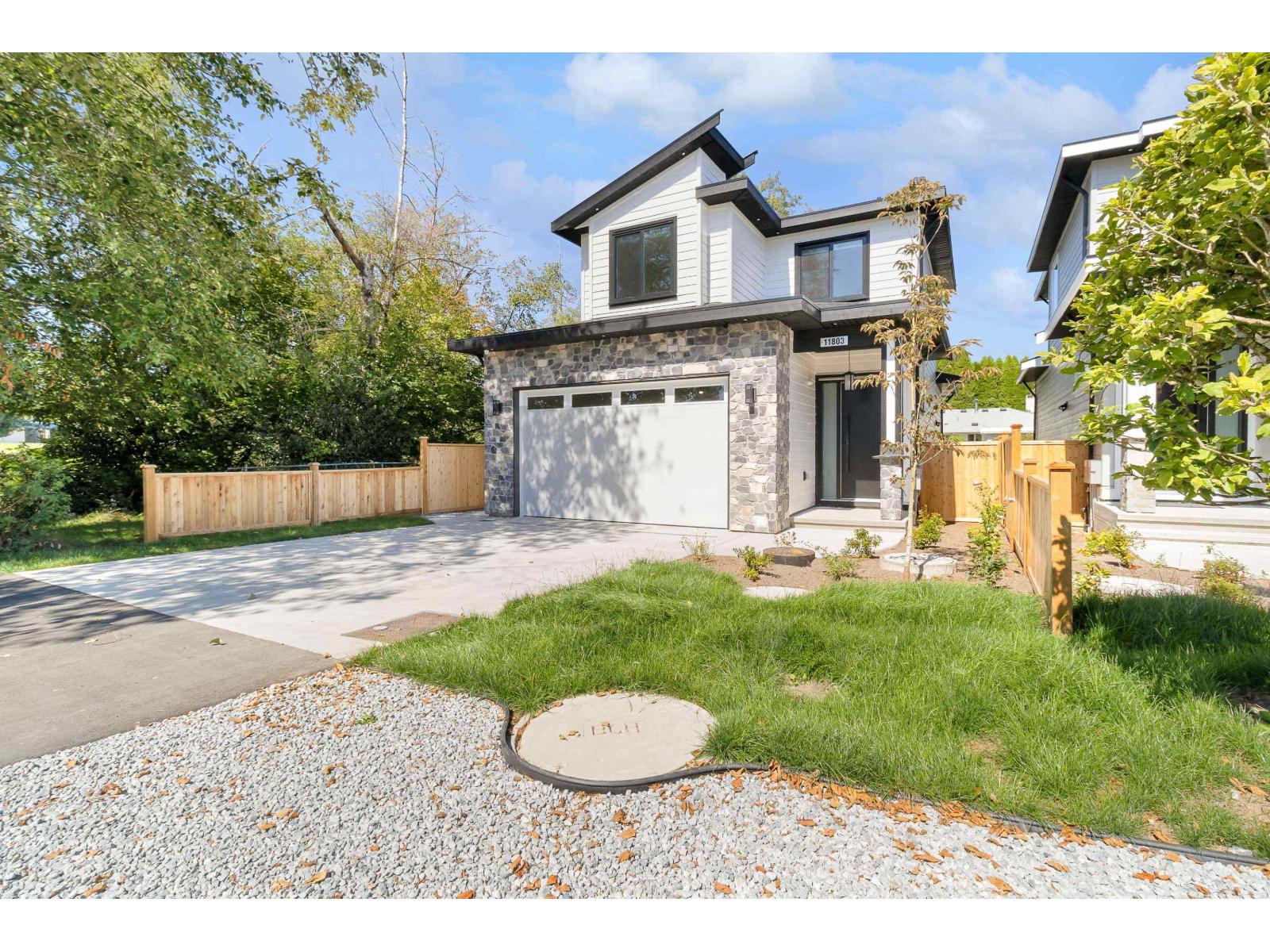 86 Avenue Unit 11803 #a, Delta, BC V4C 2Z2