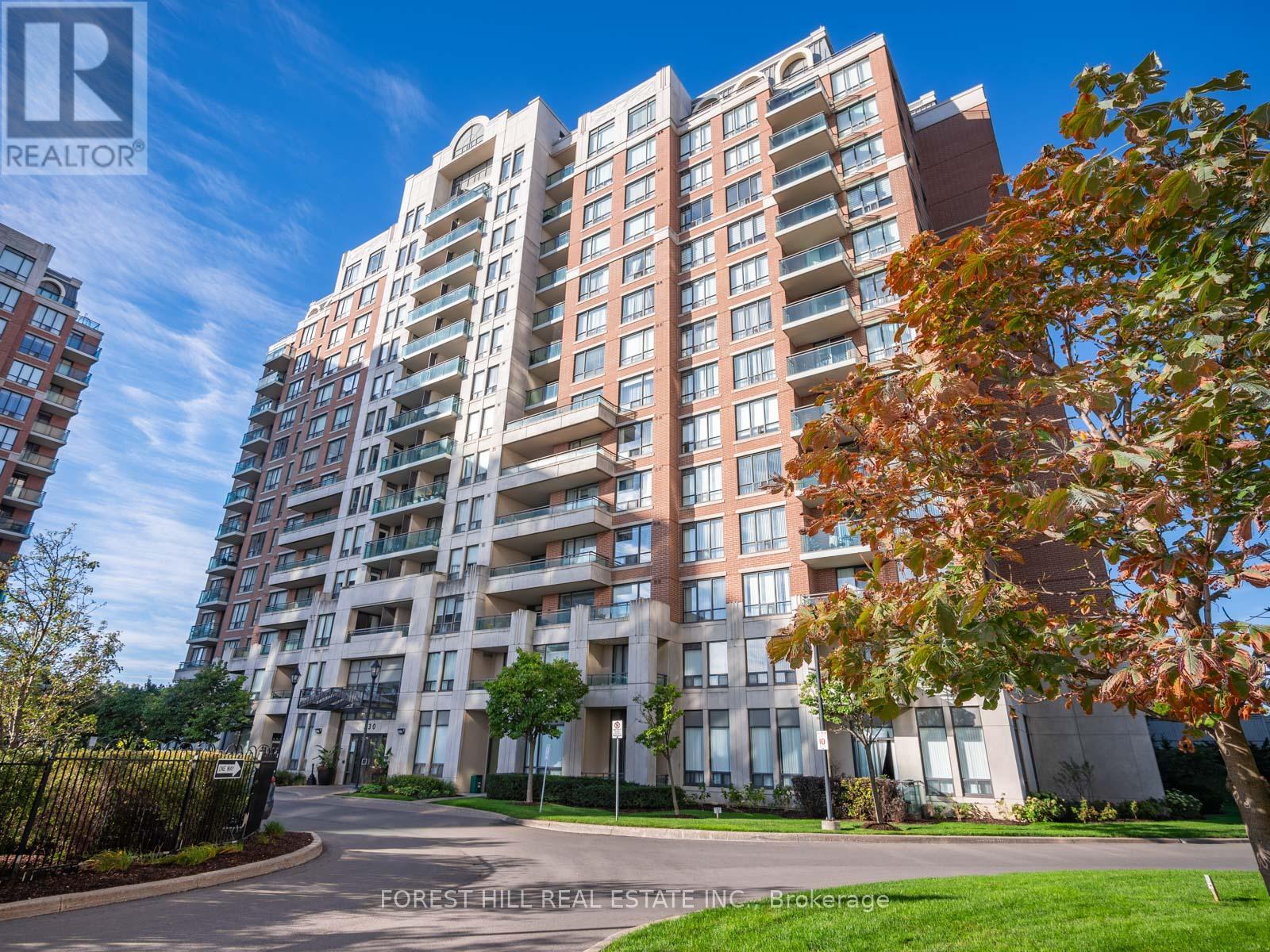 211 330 Red Maple Rd, Richmond Hill, ON L4B 4T4