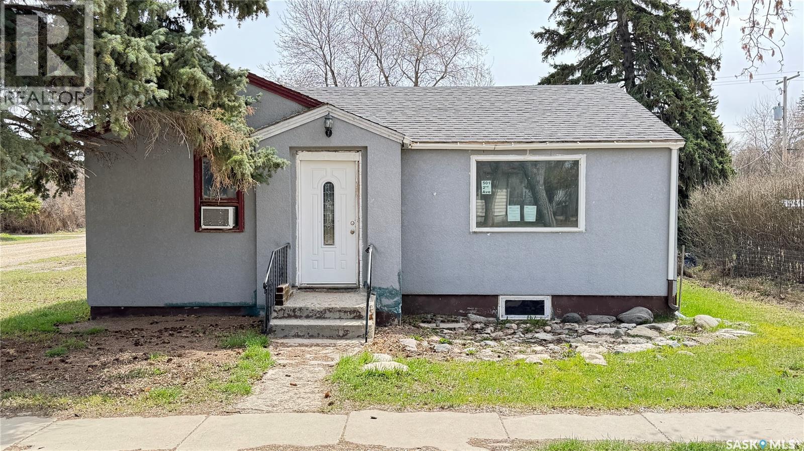 501 2nd Street, Kenaston, SK S0G 2N0