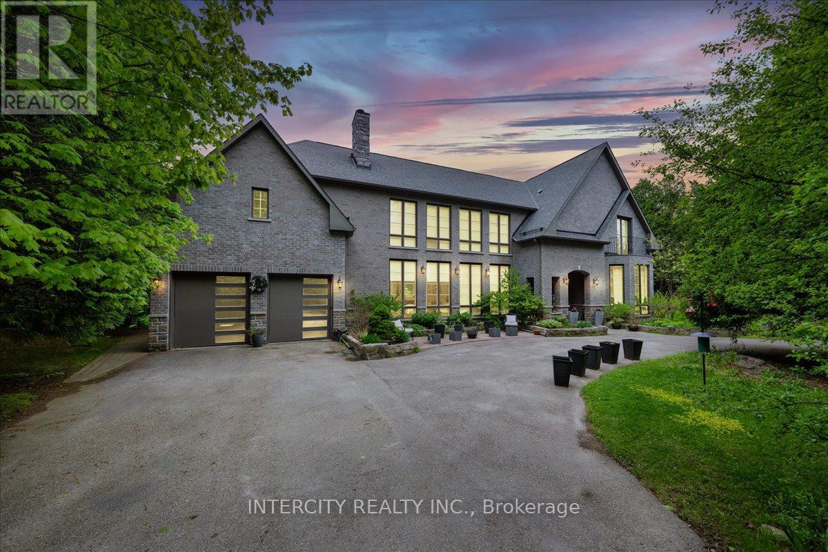 15600 7th Concession Rd, King Pottageville, ON L7B 0G4