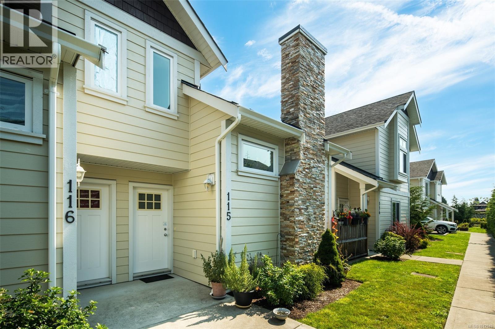 2038 Gatewood Rd Unit 115 Rd, Sooke, BC V9Z 1L8