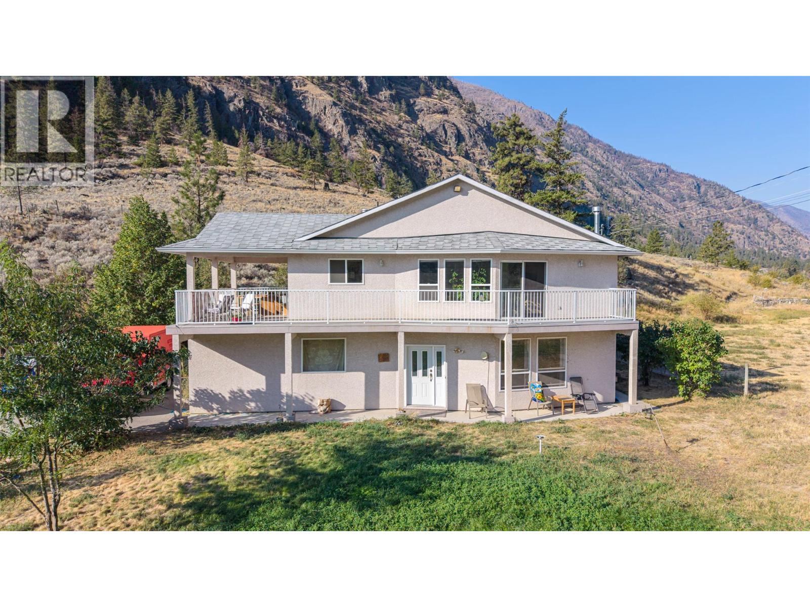 205 Ashnola Rd, Keremeos, BC V0X 1N1