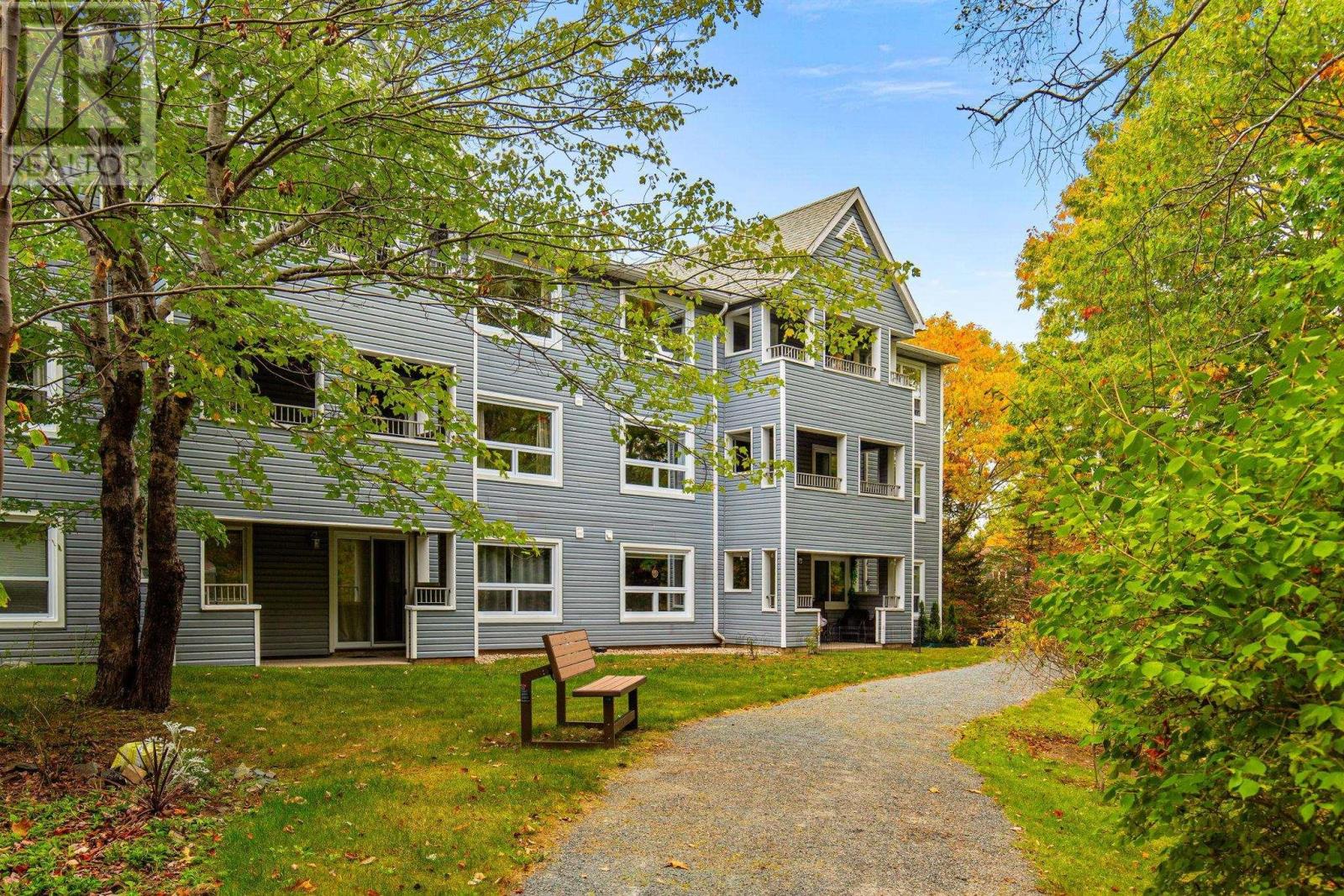 51 Wimbledon Road Unit 203, Bedford, NS B4A 3M7