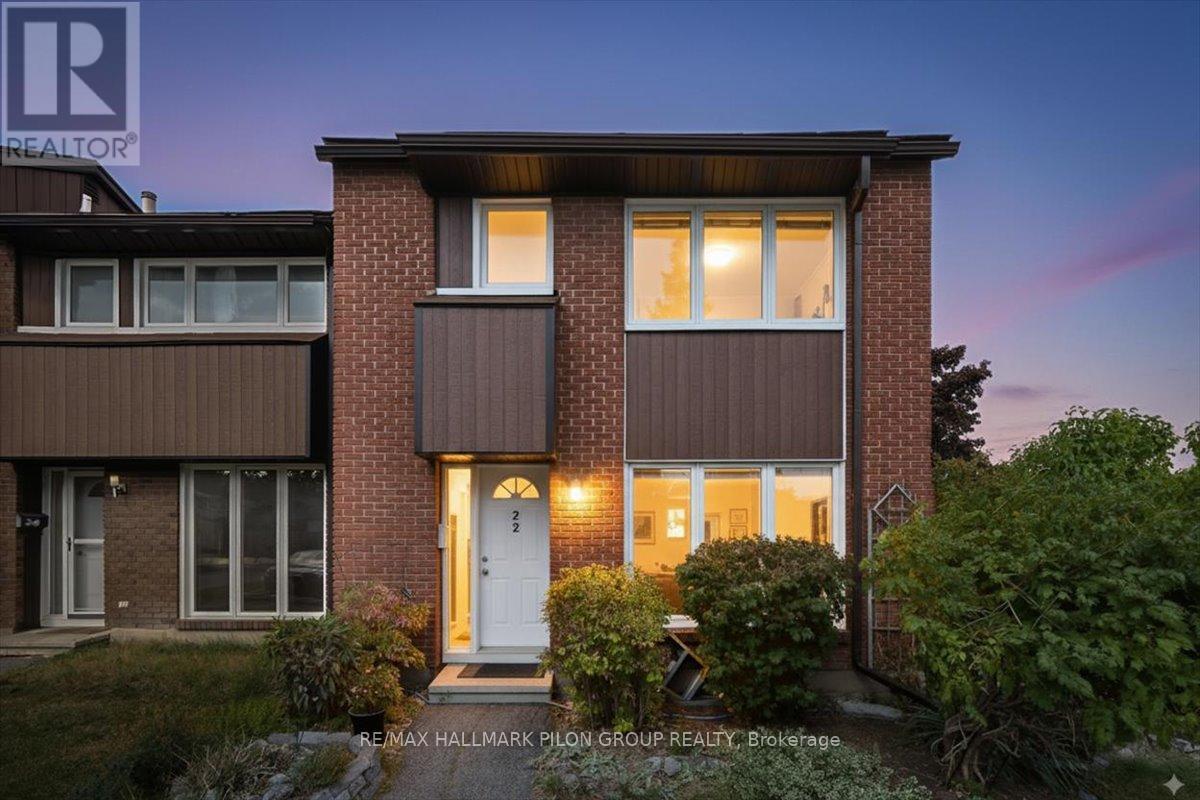 22 1900 Marquis Ave, Ottawa, ON K1J 8J2