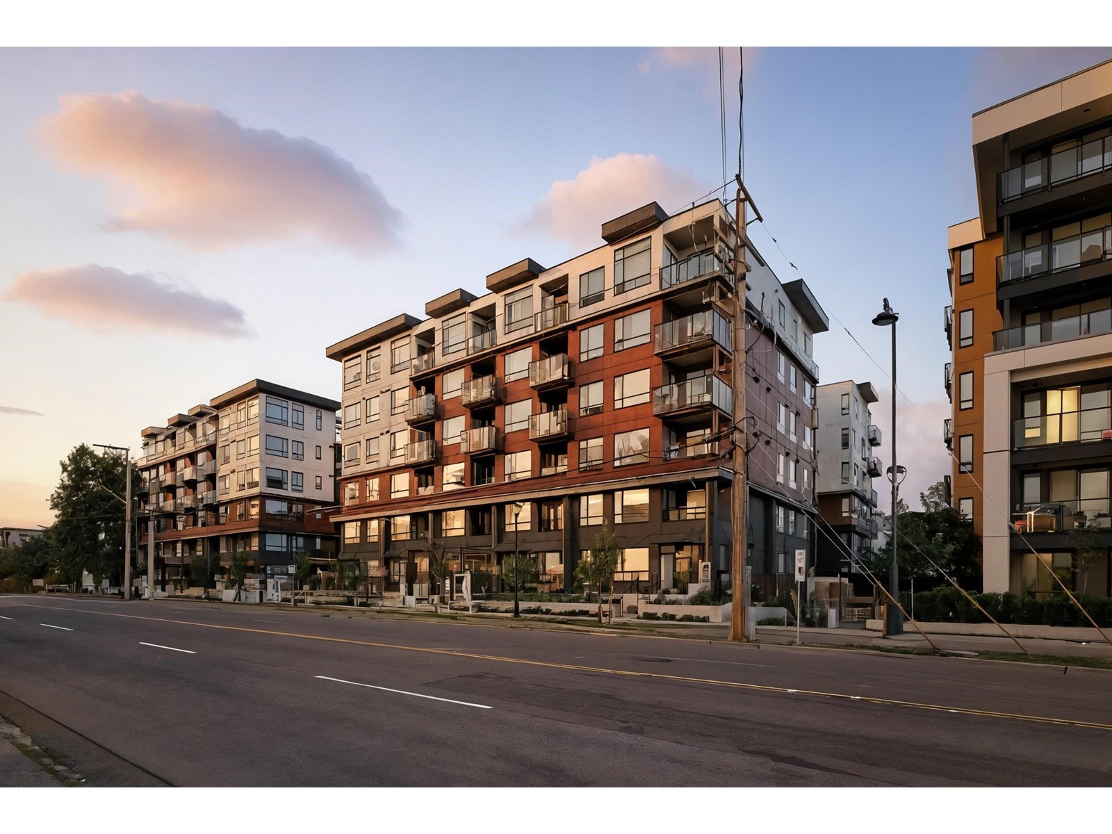 13838 108 Avenue Unit 305, Surrey, BC V3T 0T8