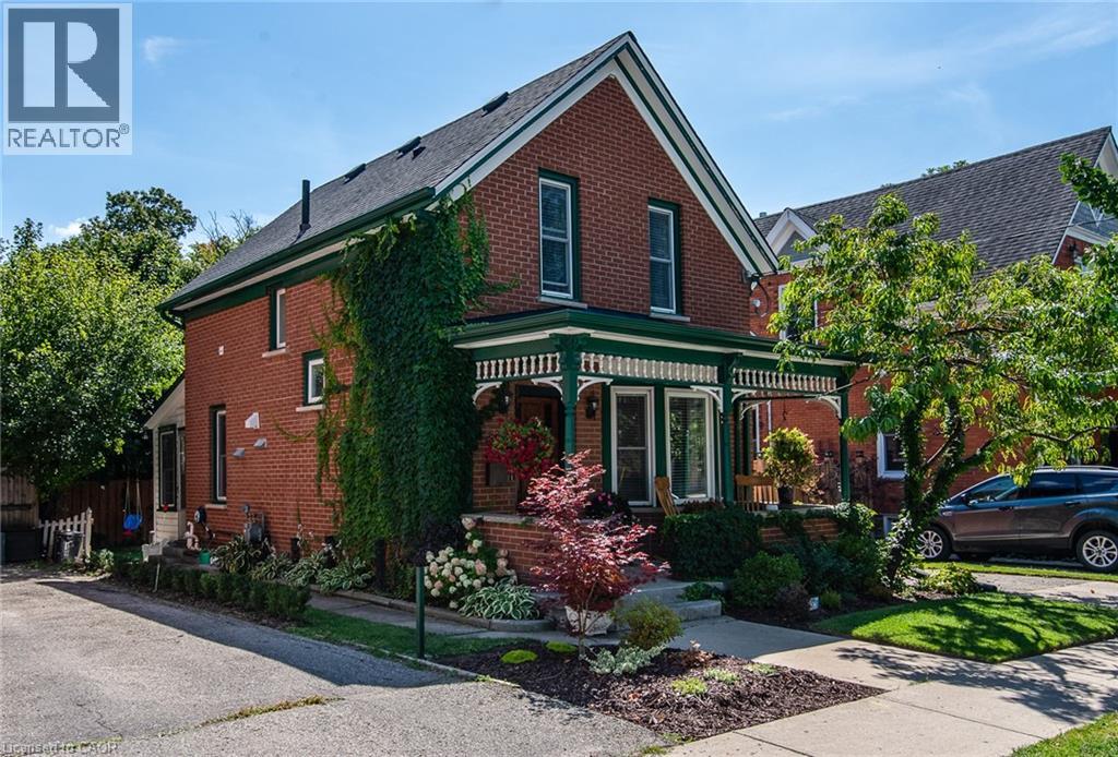 73 Water St S, Kitchener, ON N2G 1Z4