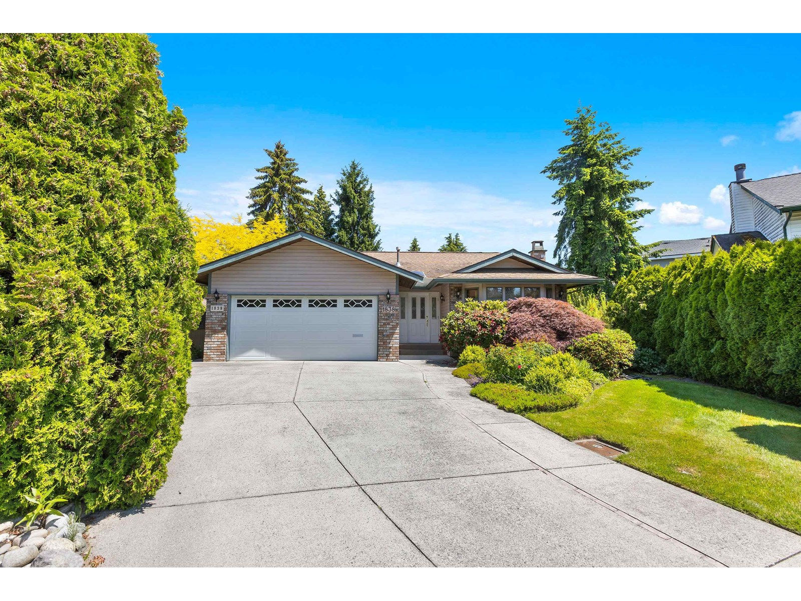 140 Street Unit 1838 #b, Surrey, BC V4A 6X8