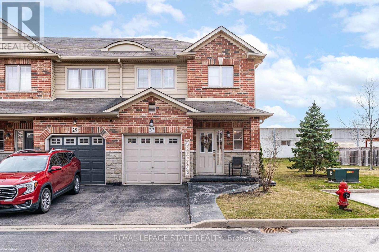27 Marina Point Cres, Hamilton, ON L8E 0E4