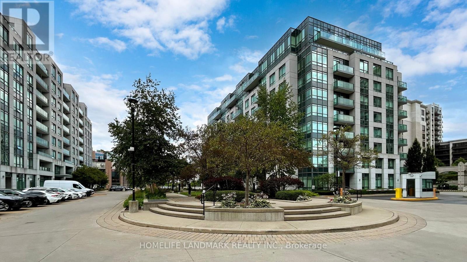 918 55 South Town Centre Blvd, Markham, ON L6G 0B1