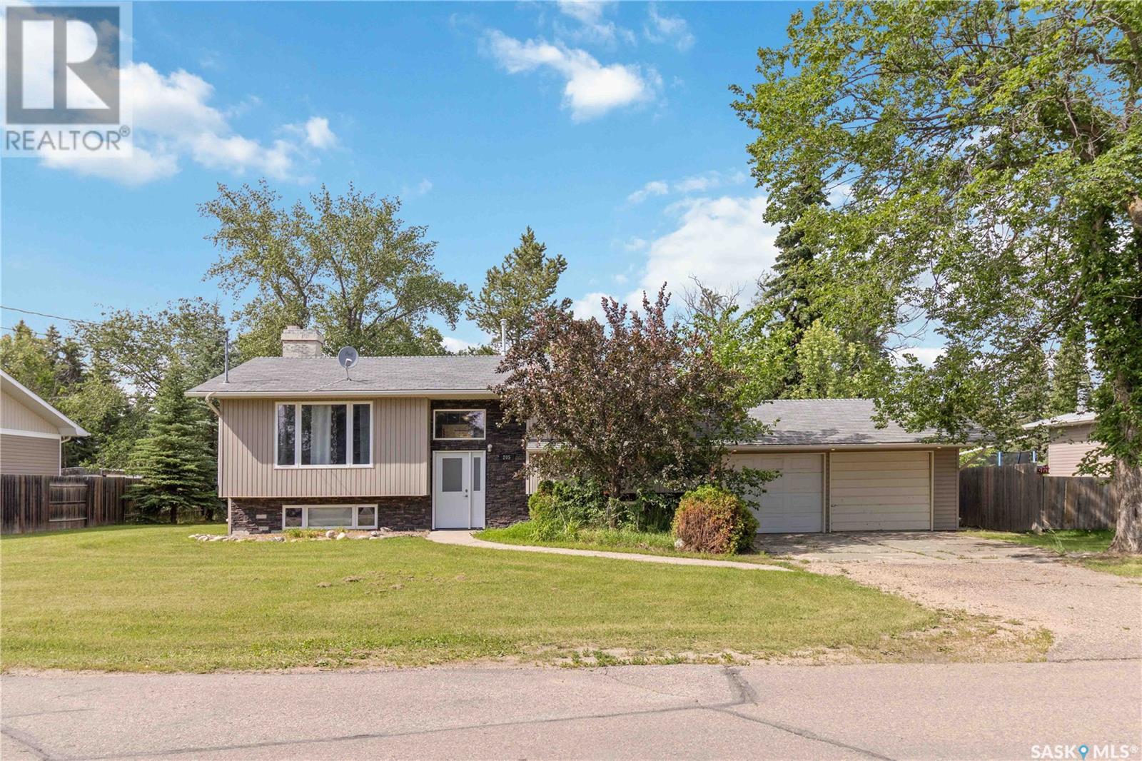 205 Main St, Waldheim, SK S0K 4R0