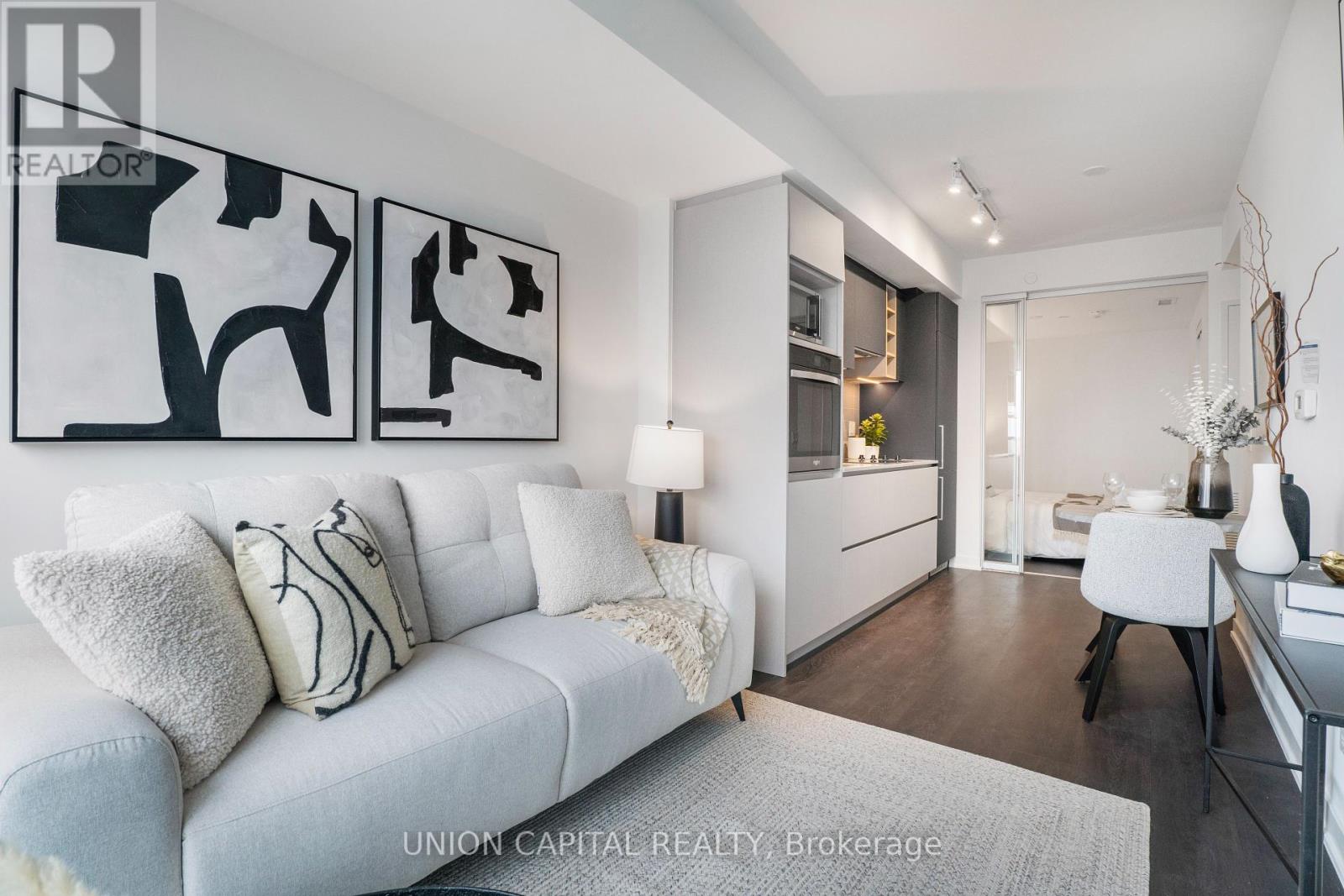 4908 319 Jarvis St, Toronto, ON M5B 0C8