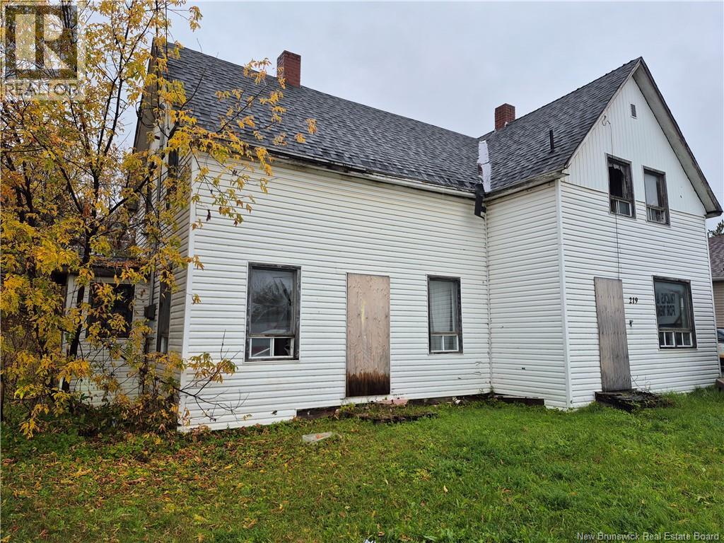 219 Main St, Plaster Rock, NB E7G 2G7