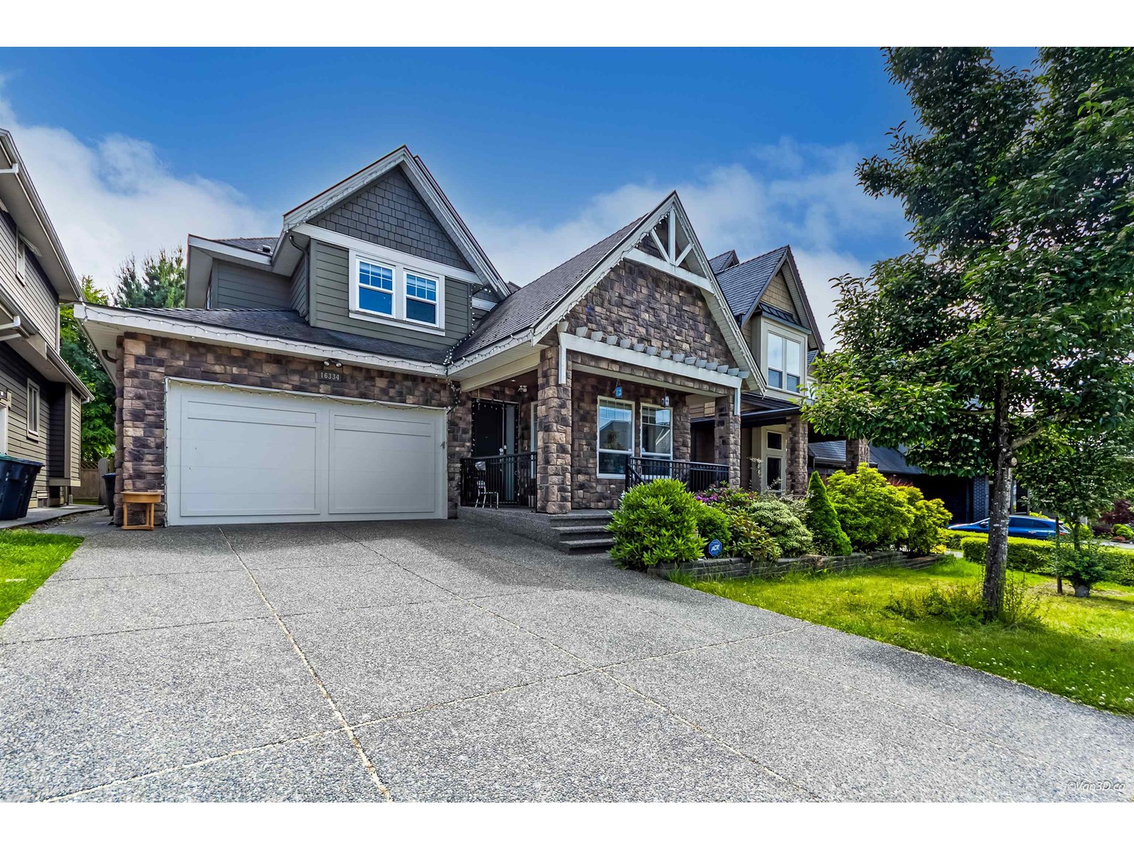 25 Avenue Unit 16334, Surrey, BC V3Z 6S1