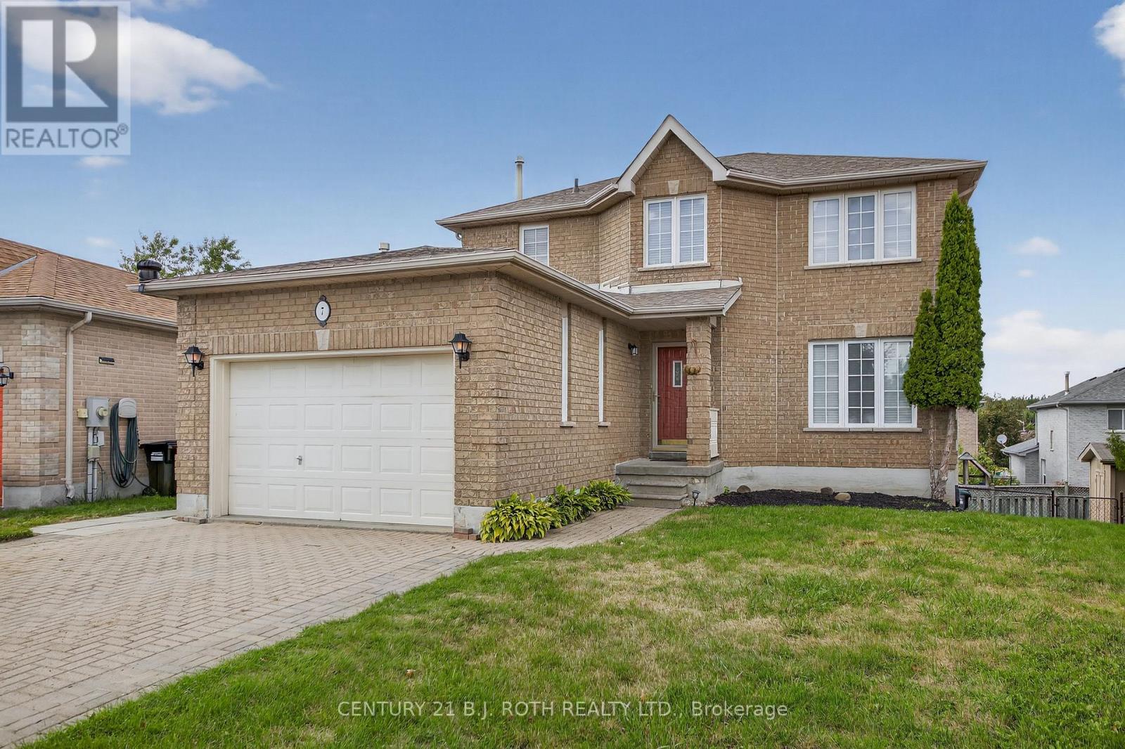 7 Round Leaf Ct, Barrie, ON L4N 9N3