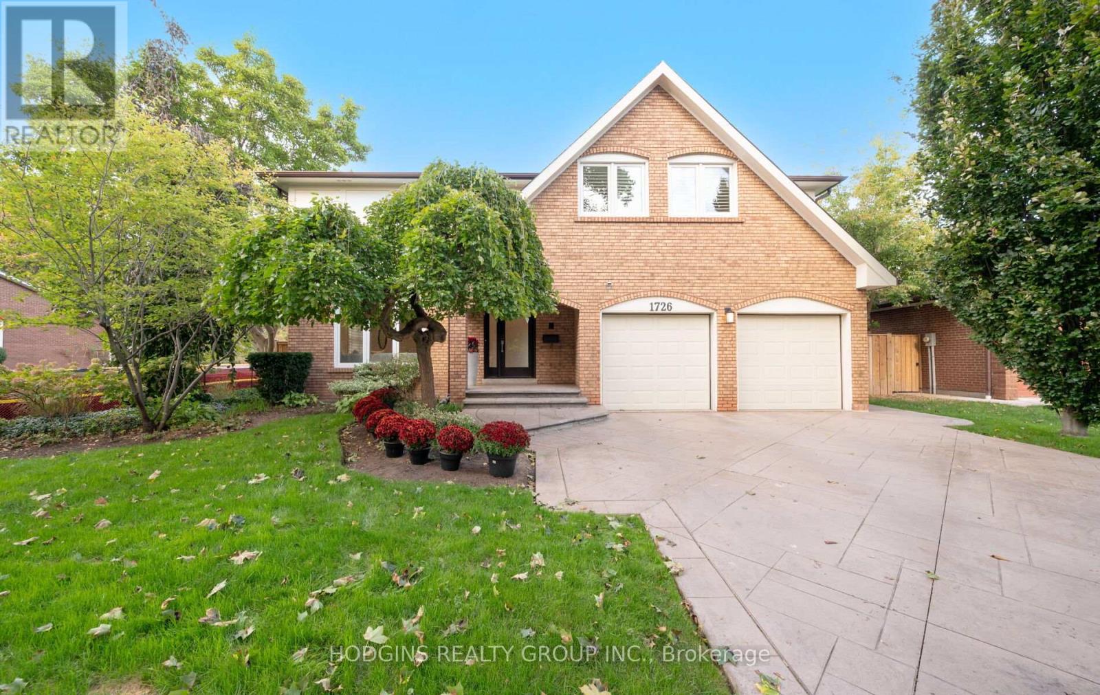 1726 Sherwood Forrest Cir, Mississauga, ON L5K 2H6