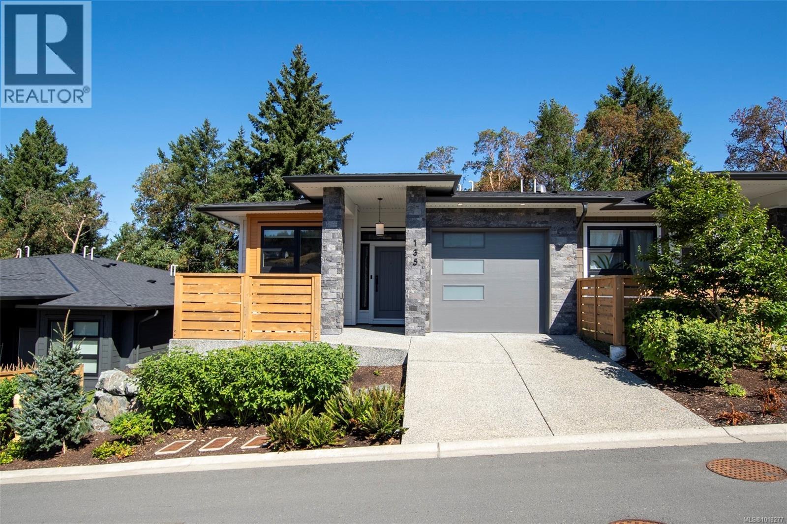 1234 Viewtop Rd Unit 135 Rd, Duncan, BC V9L 0H7