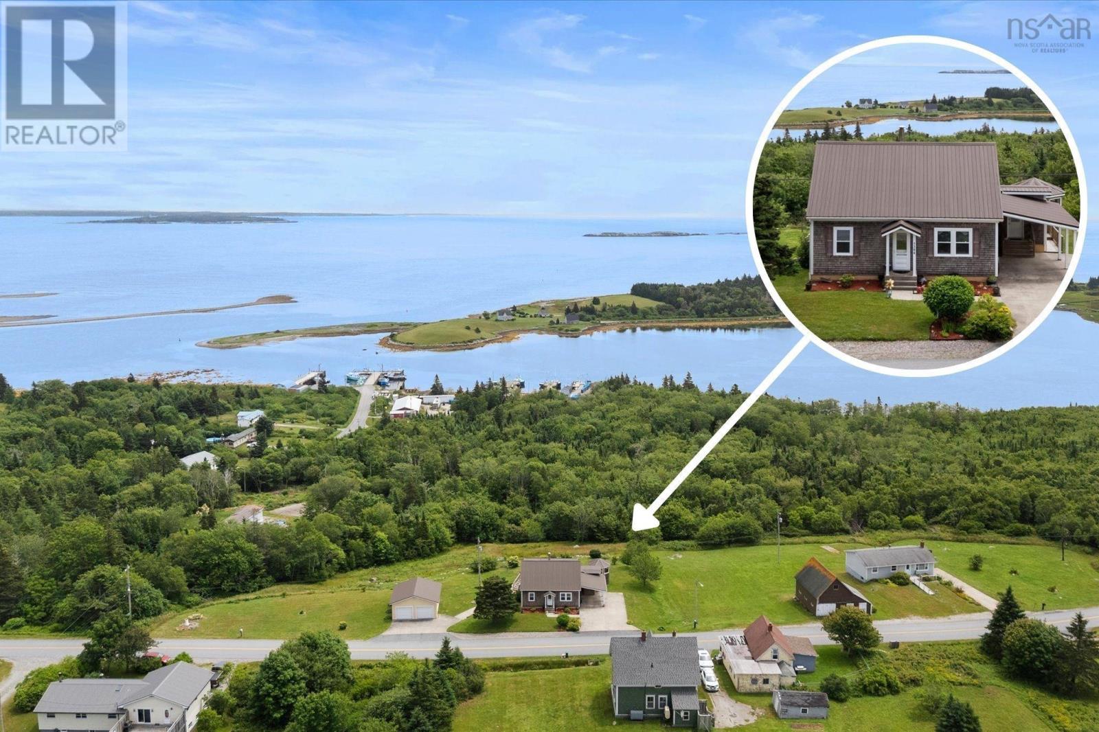 3384 Sandy Point Rd, Shelburne, NS B0T 1W0