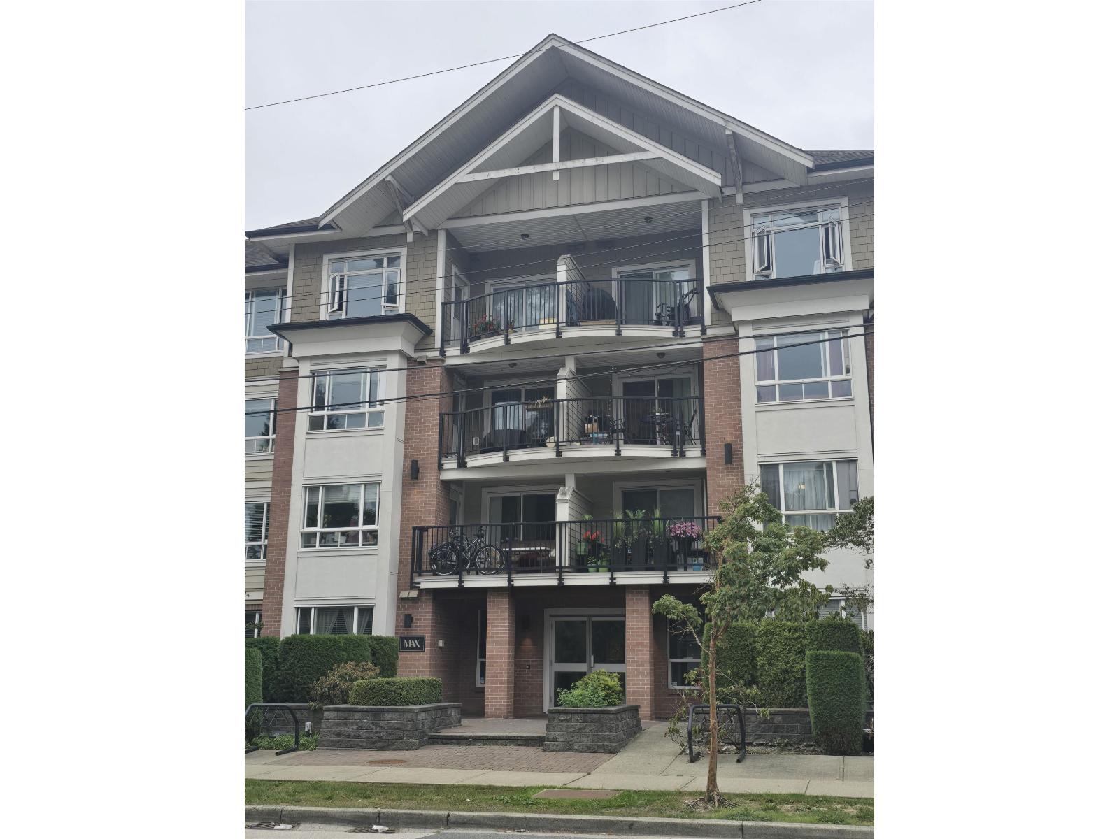 14960 102a Avenue Unit 403, Surrey, BC V3R 6A3
