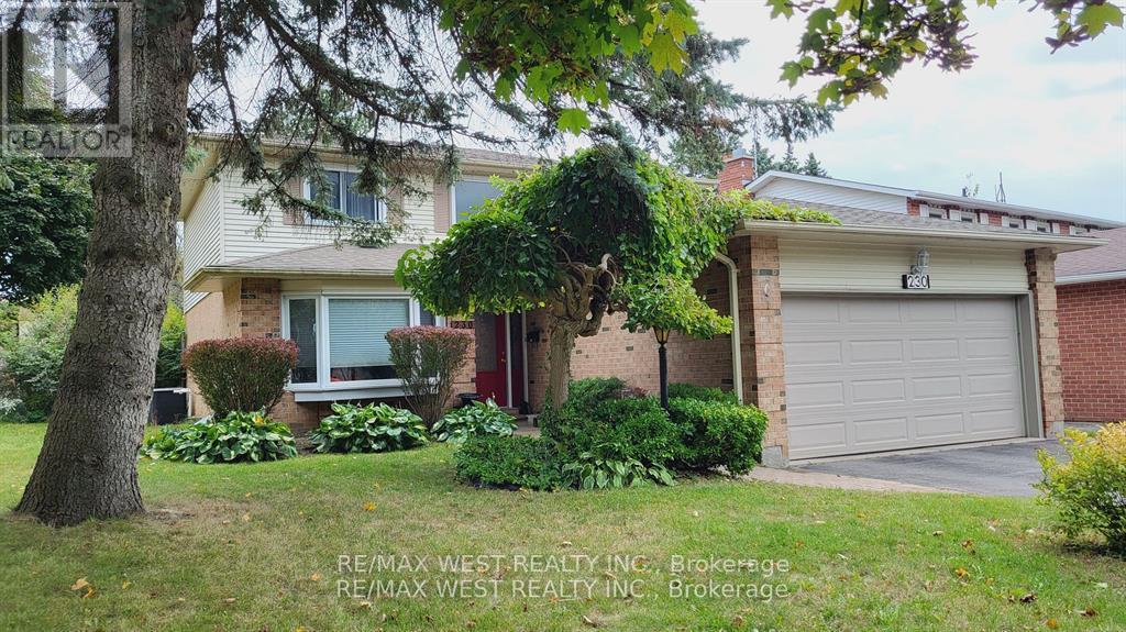 230 Browning Trl, Barrie, ON L4N 5J7