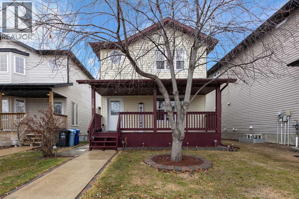 228 Coyote Cres, Fort Mcmurray, AB T9K 0C6
